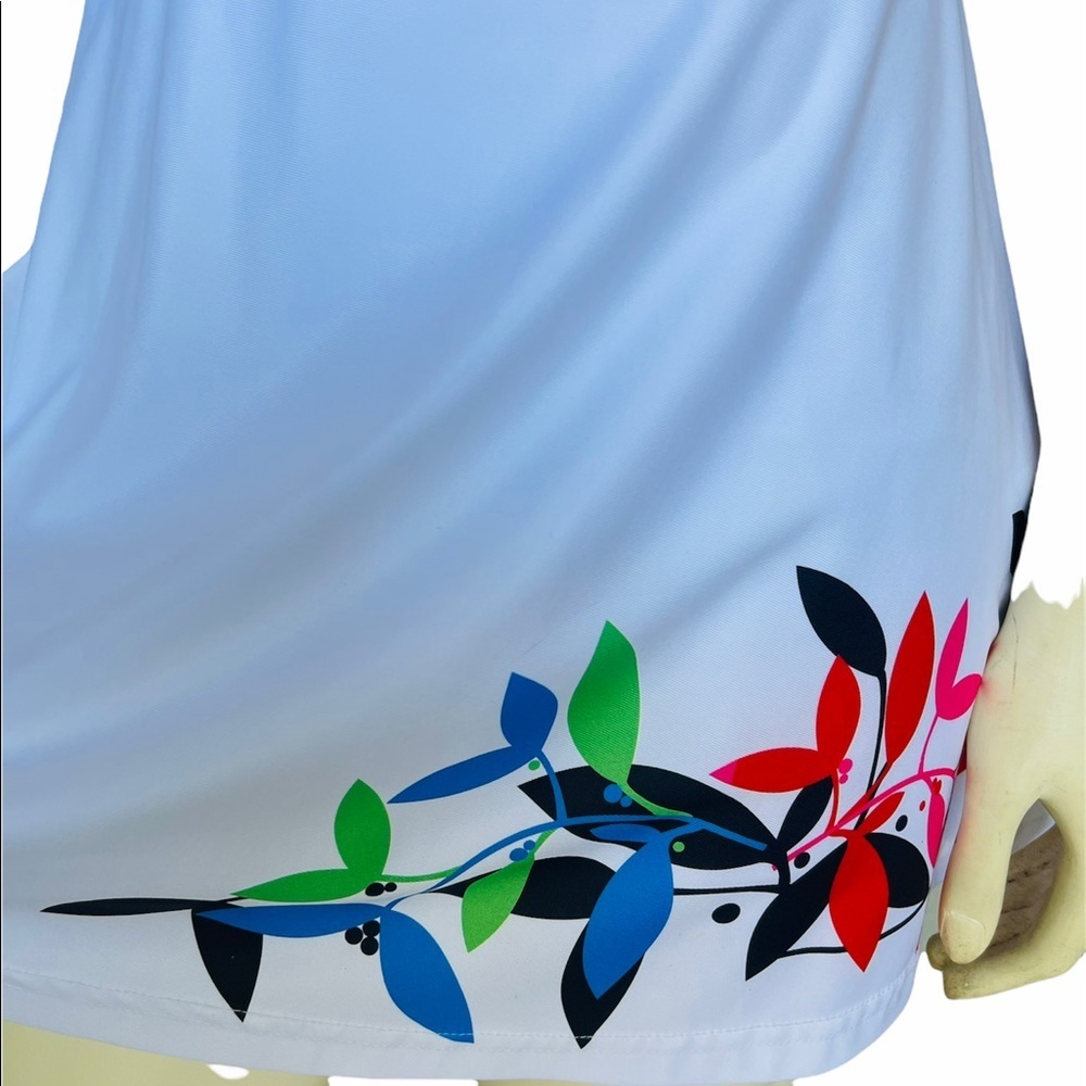 Blolle Sports Flowers White Skort Women’s Skort - Picture 3 of 6